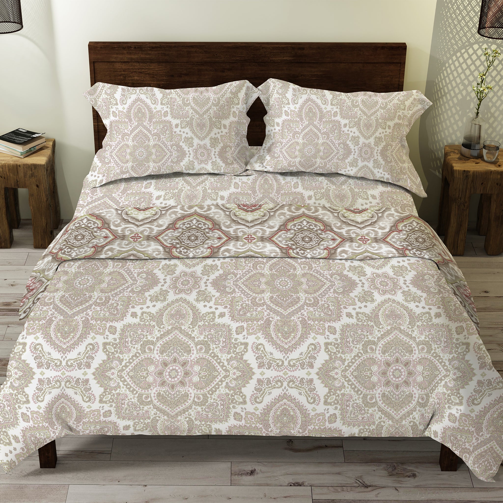 Traditional Print Reversible Cotton Bedsheet Set